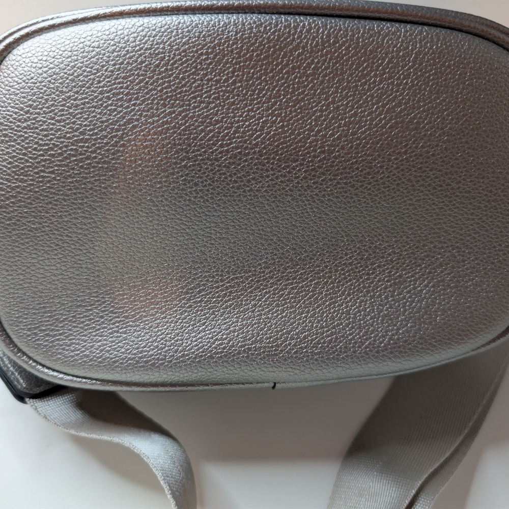 โจ CXL by Christian Lacroix EVE Pebble Camera Bag w/ Detachable Mini Zip โ Pewter - Picture 9 of 11